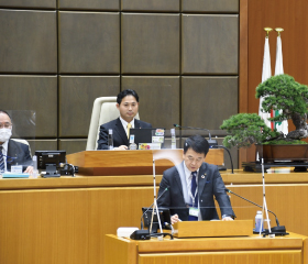 市議会の副議長席写真